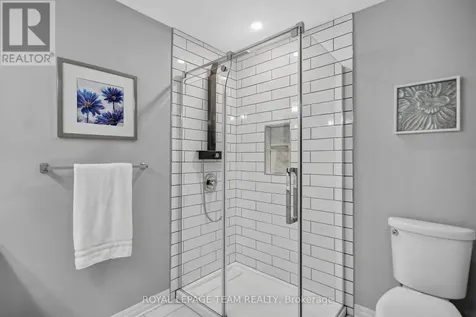 5 Caribou Avenue Ottawa ON K2S 1M5
