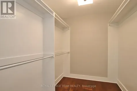 5 Caribou Avenue Ottawa ON K2S 1M5