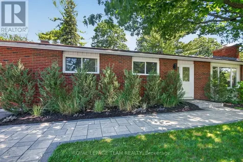 5 Caribou Avenue Ottawa ON K2S 1M5