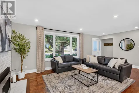 5 Caribou Avenue Ottawa ON K2S 1M5