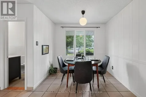 1038 Arnot Road Ottawa ON K2C 0H4