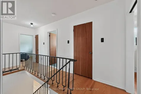 1038 Arnot Road Ottawa ON K2C 0H4