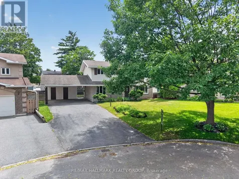 1038 Arnot Road Ottawa ON K2C 0H4