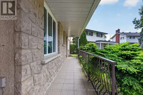 1038 Arnot Road Ottawa ON K2C 0H4