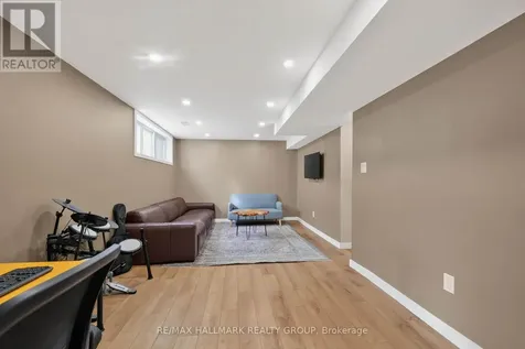 1038 Arnot Road Ottawa ON K2C 0H4