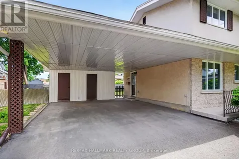 1038 Arnot Road Ottawa ON K2C 0H4