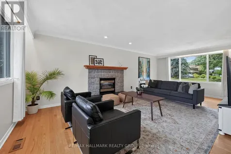 1038 Arnot Road Ottawa ON K2C 0H4