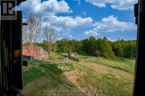 1804 Clydesdale Road North Kawartha ON K0L 1A0
