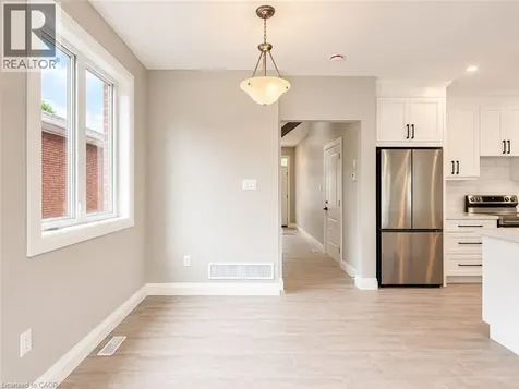 22 Alpine Avenue Stoney Creek ON L9A 1A5