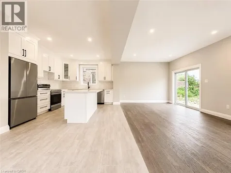 22 Alpine Avenue Stoney Creek ON L9A 1A5