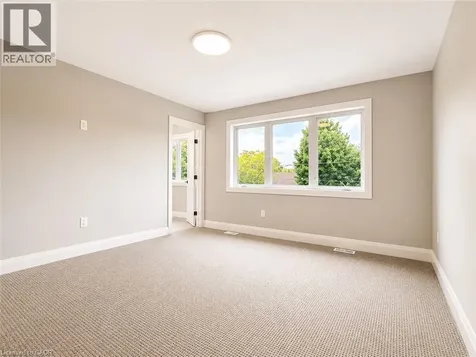 22 Alpine Avenue Stoney Creek ON L9A 1A5