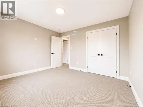 22 Alpine Avenue Stoney Creek ON L9A 1A5