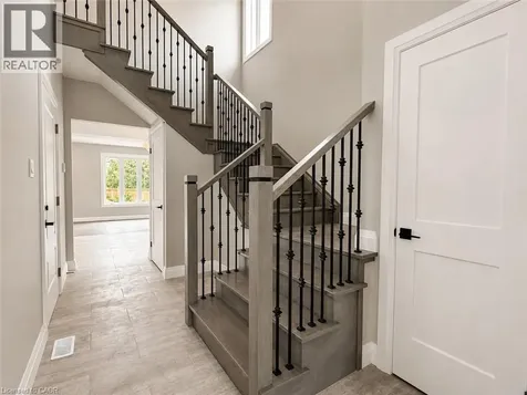 22 Alpine Avenue Stoney Creek ON L9A 1A5