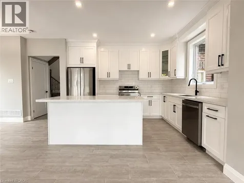 22 Alpine Avenue Stoney Creek ON L9A 1A5