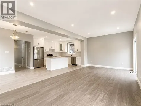 22 Alpine Avenue Stoney Creek ON L9A 1A5