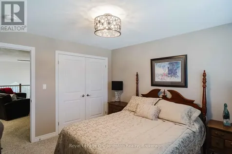 560 Devonshire Road Saugeen Shores ON N0H 2C3