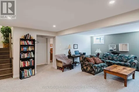 560 Devonshire Road Saugeen Shores ON N0H 2C3