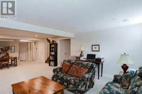 560 Devonshire Road Saugeen Shores ON N0H 2C3