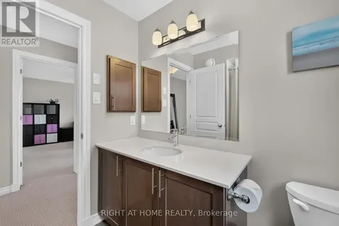 207 Mareth Way Ottawa ON K4M 0C9