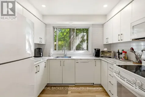 2187 Plesser Street Ottawa ON K1G 2X2