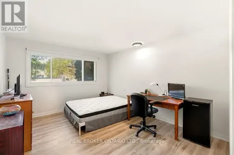 2187 Plesser Street Ottawa ON K1G 2X2