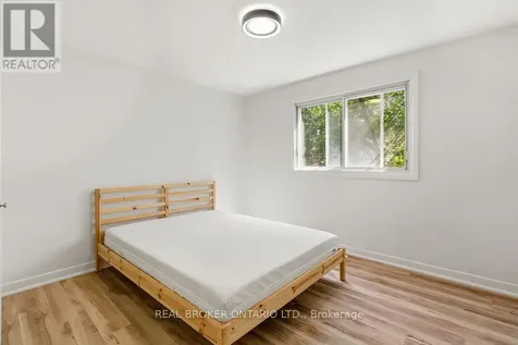 2187 Plesser Street Ottawa ON K1G 2X2