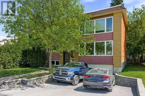 2187 Plesser Street Ottawa ON K1G 2X2