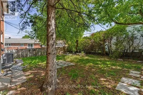 2187 Plesser Street Ottawa ON K1G 2X2