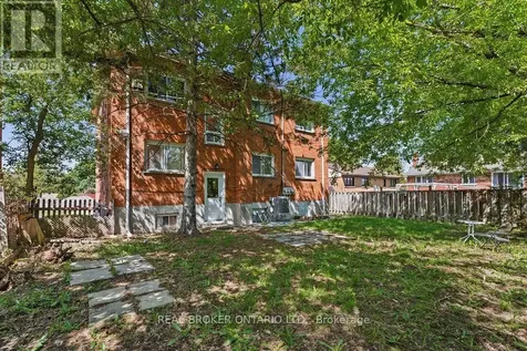 2187 Plesser Street Ottawa ON K1G 2X2