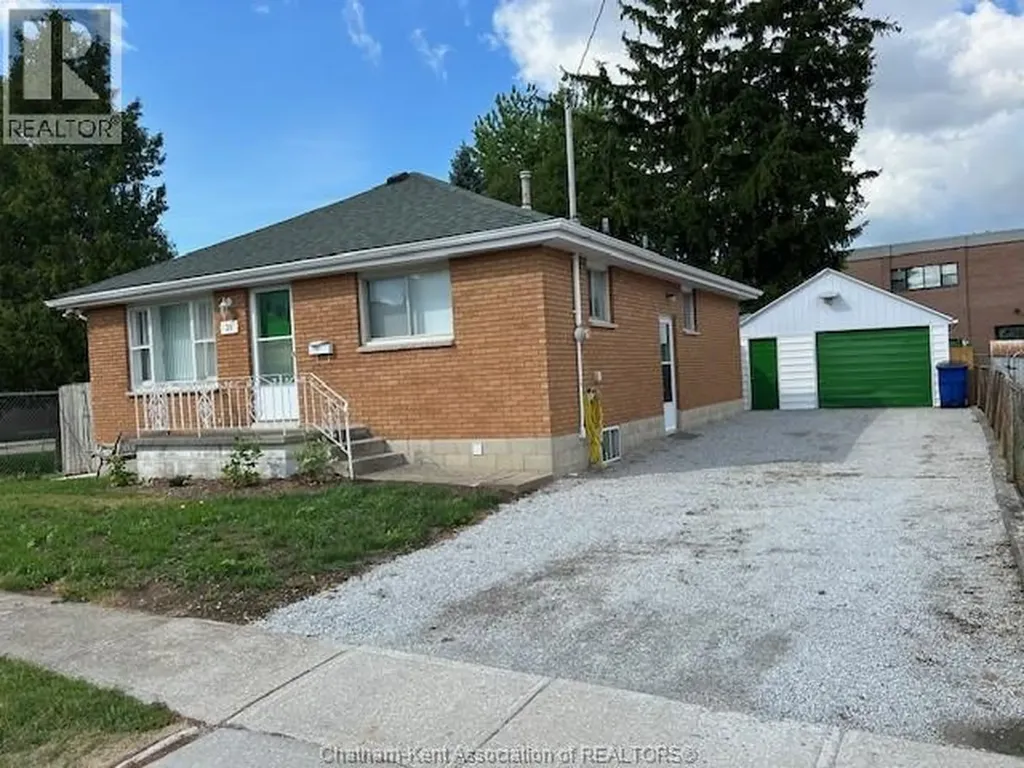 39 Ingram Street North Chatham ON N7L 3N6