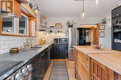 238-238B Augustus Street Cornwall ON K6J 3W3