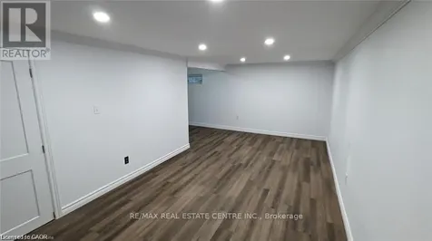 60 Obermeyer Drive Kitchener ON N2A 1P6