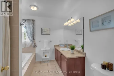 124 Blackburn Drive Brantford ON N3T 6S2