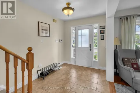124 Blackburn Drive Brantford ON N3T 6S2