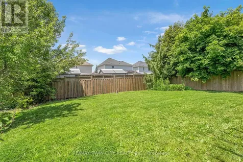 124 Blackburn Drive Brantford ON N3T 6S2