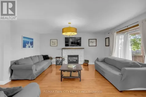 124 Blackburn Drive Brantford ON N3T 6S2