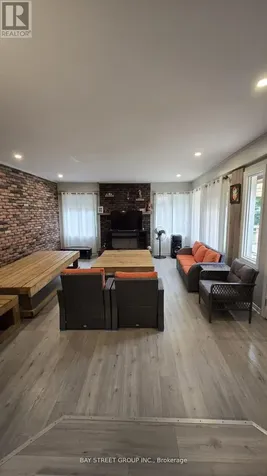 49 Maplewood Drive Amaranth ON L9V 3N6