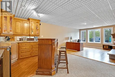 1279 Maple Manor Road North Dumfries ON N1P 0A1