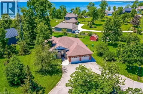 25 Bates Lane Dunnville ON N1A 2W8