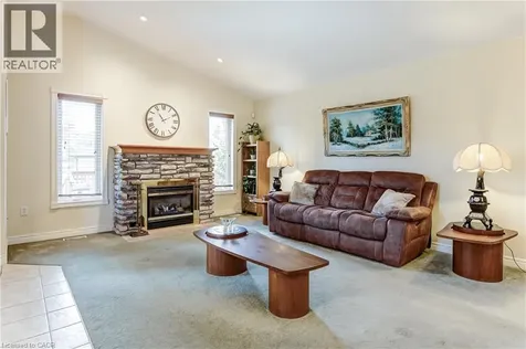 25 Bates Lane Dunnville ON N1A 2W8