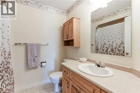 25 Bates Lane Dunnville ON N1A 2W8