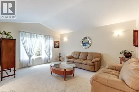 25 Bates Lane Dunnville ON N1A 2W8