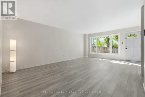 15 Green Valley Drive Kitchener ON N2P 1K7