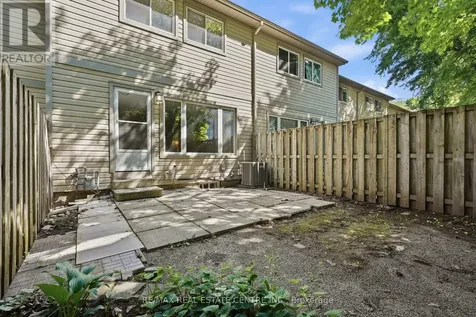 15 Green Valley Drive Kitchener ON N2P 1K7