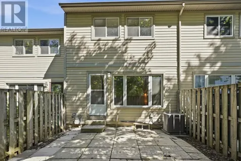 15 Green Valley Drive Kitchener ON N2P 1K7