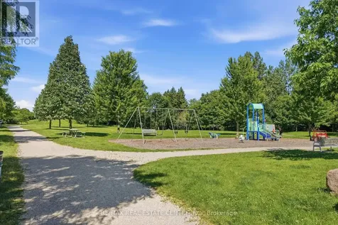 15 Green Valley Drive Kitchener ON N2P 1K7