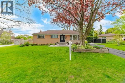 1376 Royal Drive Burlington ON L7P 2G9
