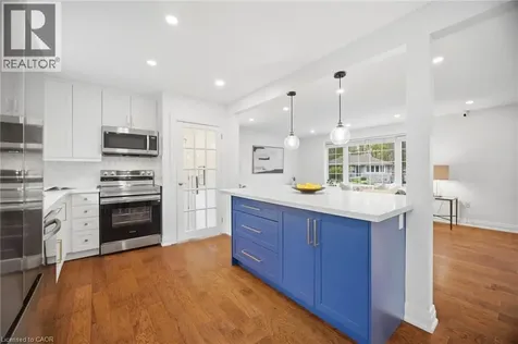 1376 Royal Drive Burlington ON L7P 2G9