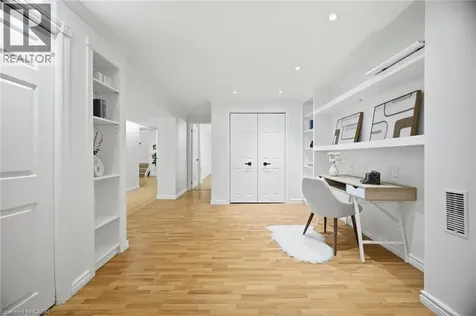 1376 Royal Drive Burlington ON L7P 2G9