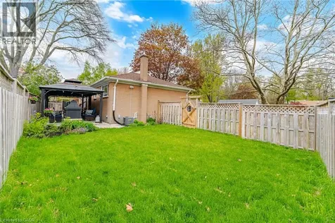 1376 Royal Drive Burlington ON L7P 2G9